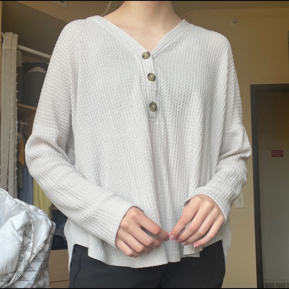 American Eagle Sweater